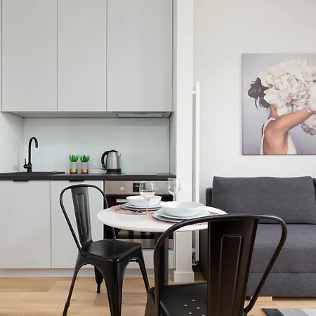 Apartment Business Center Wola Ordona By Renters
