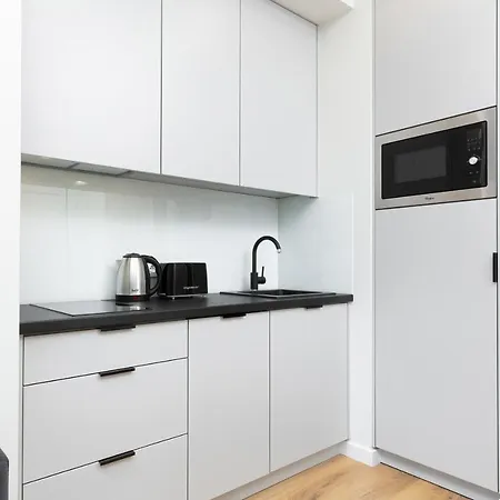 Business Center Wola Ordona By Renters Hotel Warszawa