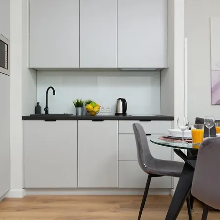 Apartment Business Center Wola Ordona By Renters