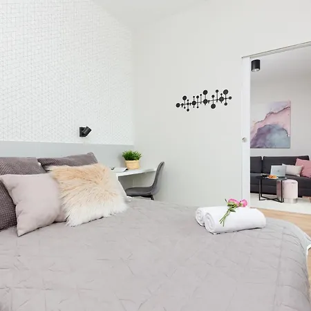 Business Center Wola Ordona By Renters Hotel