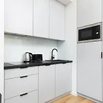 Business Center Wola Ordona By Renters ホテル ワルシャワ